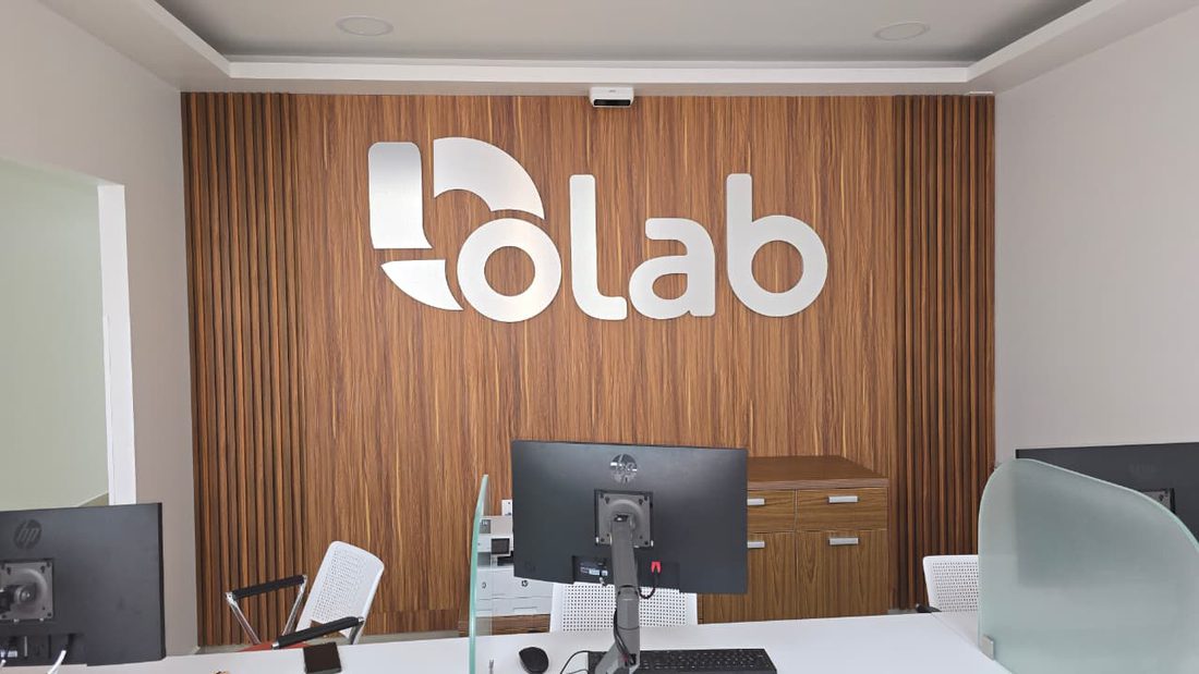 Olab Plus Santa Fe: Mostrador de recepción